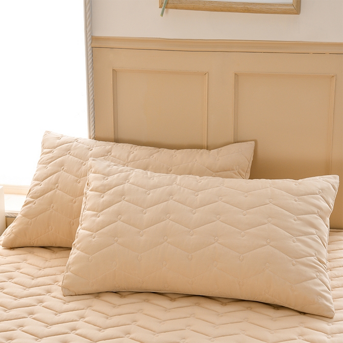 91家纺网 家纺一手货源 找家纺 衿成家纺 2025新款磨毛夹棉全包防水床笠 六面防水卡其