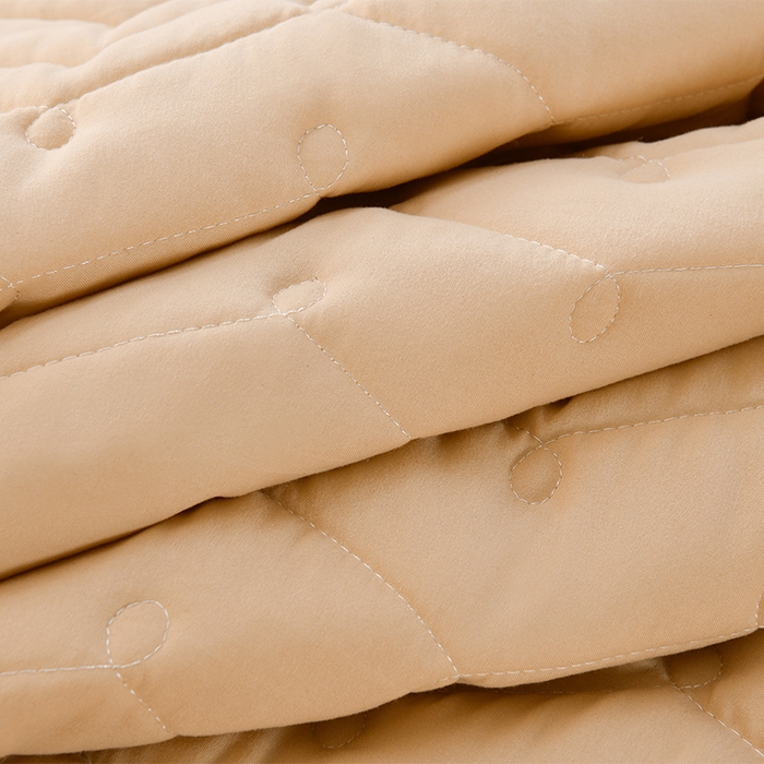 91家纺网 家纺一手货源 找家纺 衿成家纺 2025新款磨毛夹棉全包防水床笠 六面防水卡其