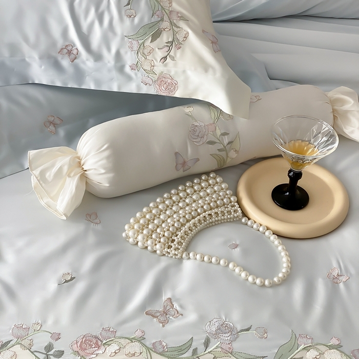 91家纺网 家纺一手货源 找家纺 佳汐蓝家纺 2025春夏新款铃兰花颂 百支贡缎 四件套 铃兰花颂·奶芙蓝