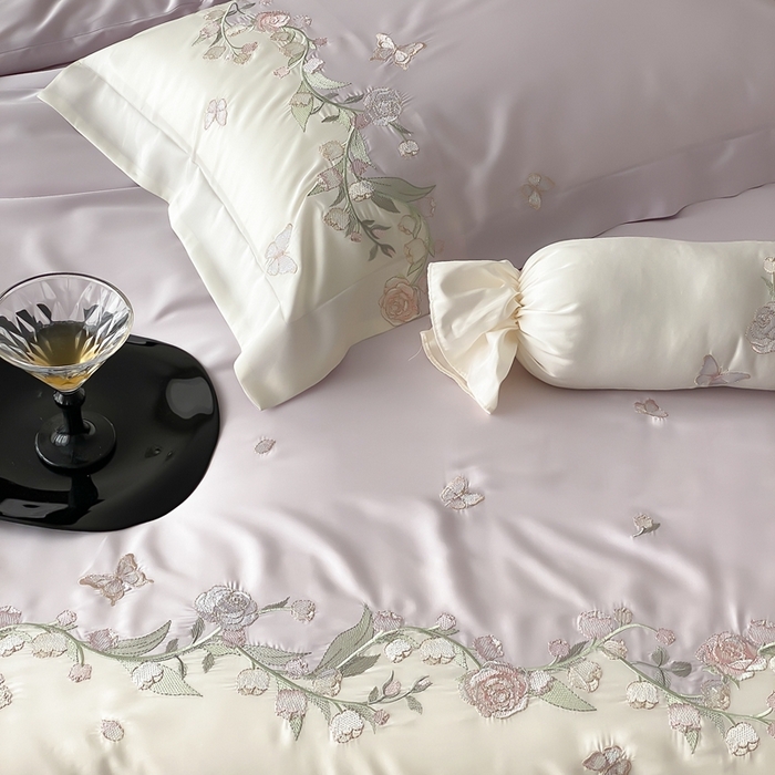 91家纺网 家纺一手货源 找家纺 佳汐蓝家纺 2025春夏新款铃兰花颂 百支贡缎 四件套 铃兰花颂·奶芙紫