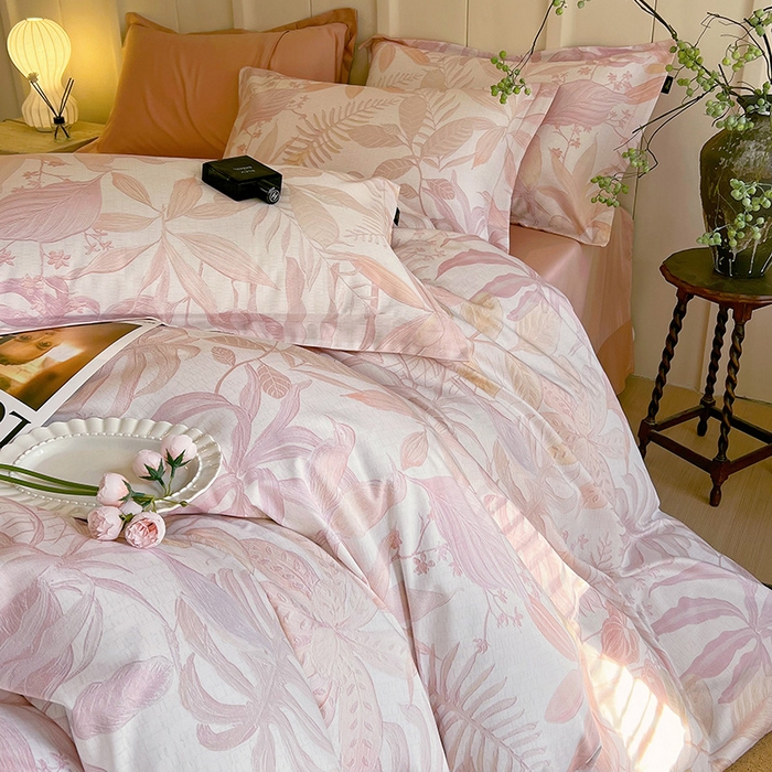 91家纺网 家纺一手货源 找家纺 悦织湾家纺 2025爆款上新【全棉60S长绒棉】100%全棉60S长绒棉四件套纯棉印花床上用品34件套轻奢北欧公主风 深海秘境-粉