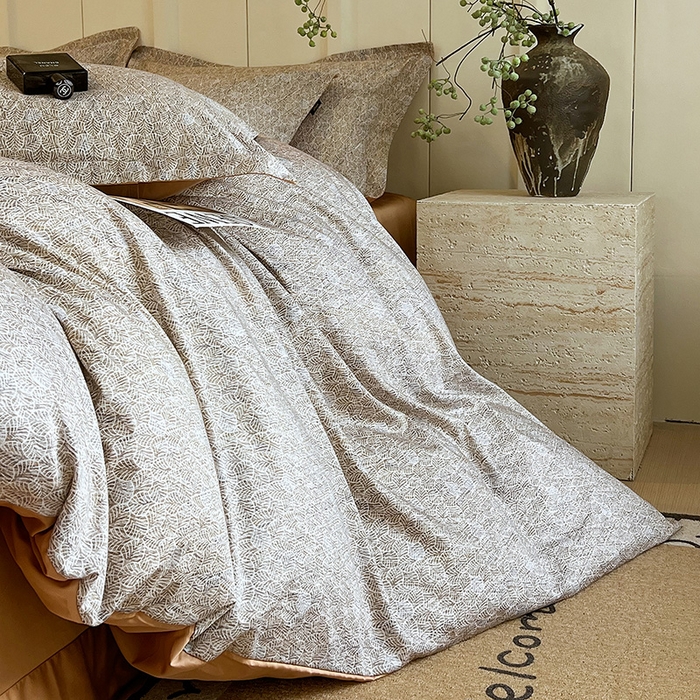 91家纺网 家纺一手货源 找家纺 悦织湾家纺 2025爆款上新【全棉60S长绒棉】100%全棉60S长绒棉四件套纯棉印花床上用品34件套轻奢北欧公主风 沐雁-咖