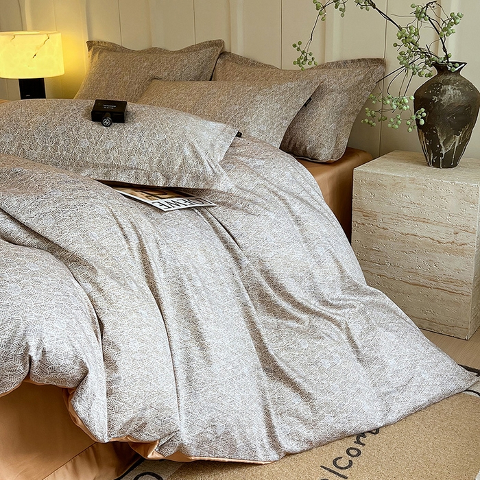 91家纺网 家纺一手货源 找家纺 悦织湾家纺 2025爆款上新【全棉60S长绒棉】100%全棉60S长绒棉四件套纯棉印花床上用品34件套轻奢北欧公主风 沐雁-咖