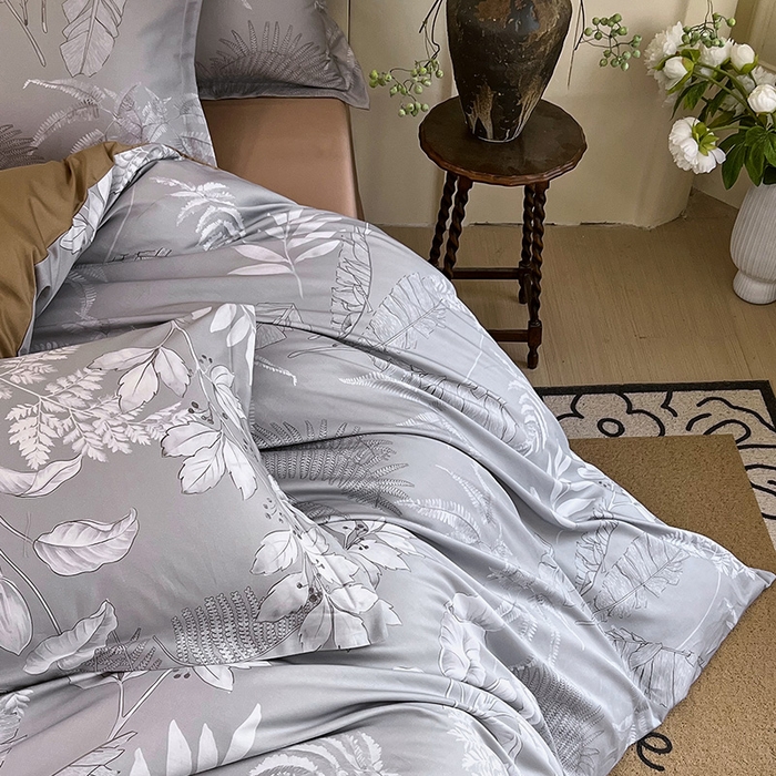 91家纺网 家纺一手货源 找家纺 悦织湾家纺 2025爆款上新【全棉60S长绒棉】100%全棉60S长绒棉四件套纯棉印花床上用品34件套轻奢北欧公主风 风华枝叶-灰