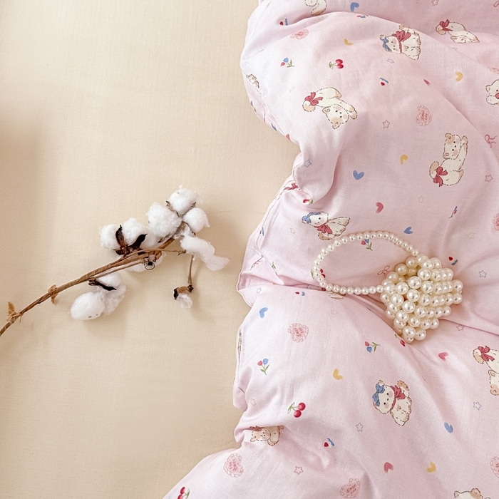 91家纺网 家纺一手货源 找家纺 芙绣家纺2025新款-A类全棉双层纱小清新印花单枕套学生单枕套 假日甜心猫-粉色