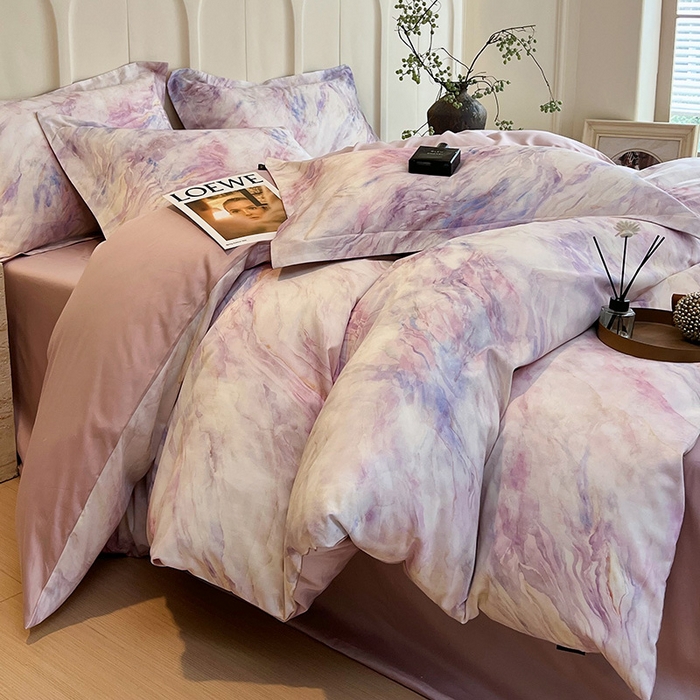 91家纺网 家纺一手货源 找家纺 悦织湾家纺 2025爆款上新【全棉60S长绒棉】100%全棉60S长绒棉四件套纯棉印花床上用品34件套轻奢北欧公主风 天空之境-粉