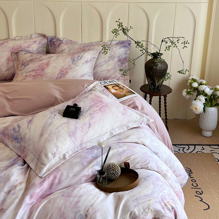 91家纺网 家纺一手货源 找家纺 悦织湾家纺 2025爆款上新【全棉60S长绒棉】100%全棉60S长绒棉四件套纯棉印花床上用品34件套轻奢北欧公主风 天空之境-粉