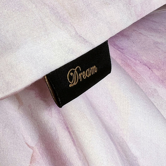 91家纺网 家纺一手货源 找家纺 悦织湾家纺 2025爆款上新【全棉60S长绒棉】100%全棉60S长绒棉四件套纯棉印花床上用品34件套轻奢北欧公主风 天空之境-粉