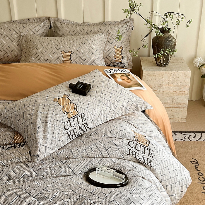 91家纺网 家纺一手货源 找家纺 悦织湾家纺 2025爆款上新【全棉60S长绒棉】100%全棉60S长绒棉四件套纯棉印花床上用品34件套轻奢北欧公主风 布朗熊