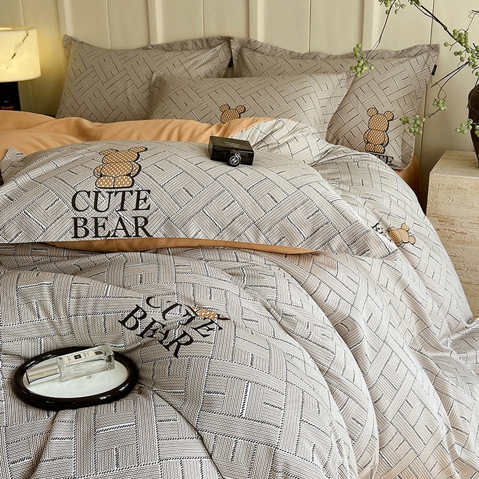 91家纺网 家纺一手货源 找家纺 悦织湾家纺 2025爆款上新【全棉60S长绒棉】100%全棉60S长绒棉四件套纯棉印花床上用品34件套轻奢北欧公主风 布朗熊