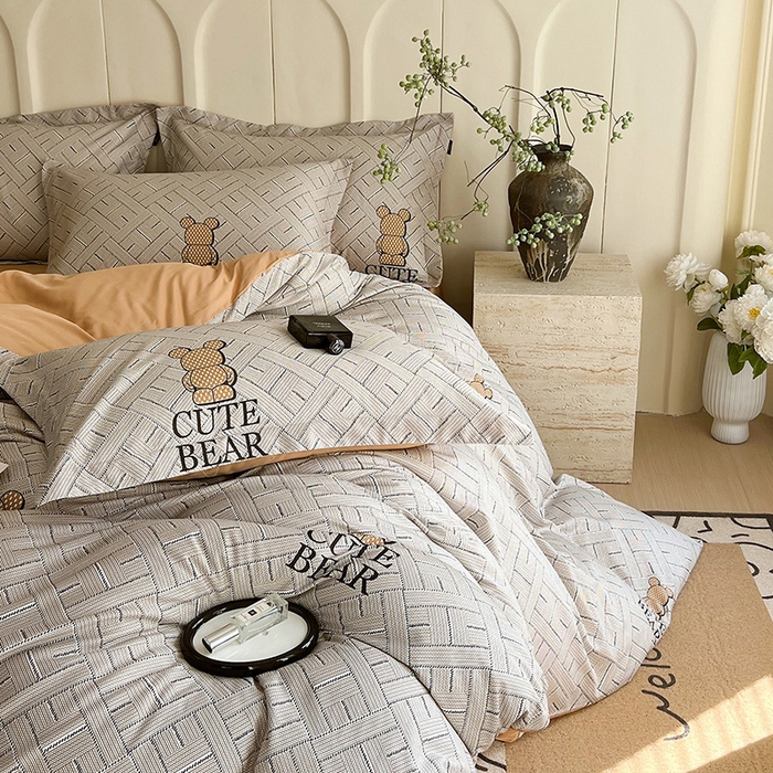 91家纺网 家纺一手货源 找家纺 悦织湾家纺 2025爆款上新【全棉60S长绒棉】100%全棉60S长绒棉四件套纯棉印花床上用品34件套轻奢北欧公主风 布朗熊