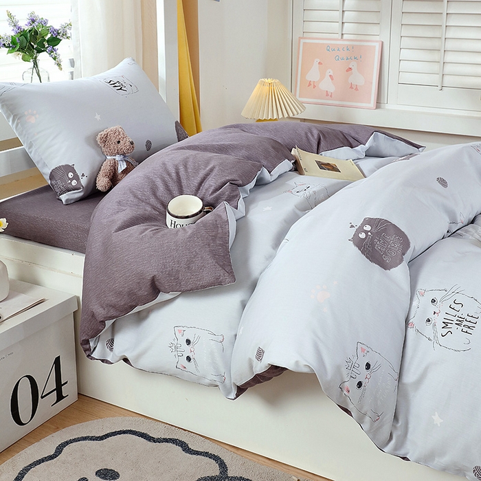 91家纺网 家纺一手货源 找家纺 悦织湾家纺 2025新款13372全棉纯棉印花学生三件套正宗高密度活性环保印染上下铺三件套 哈基米-灰