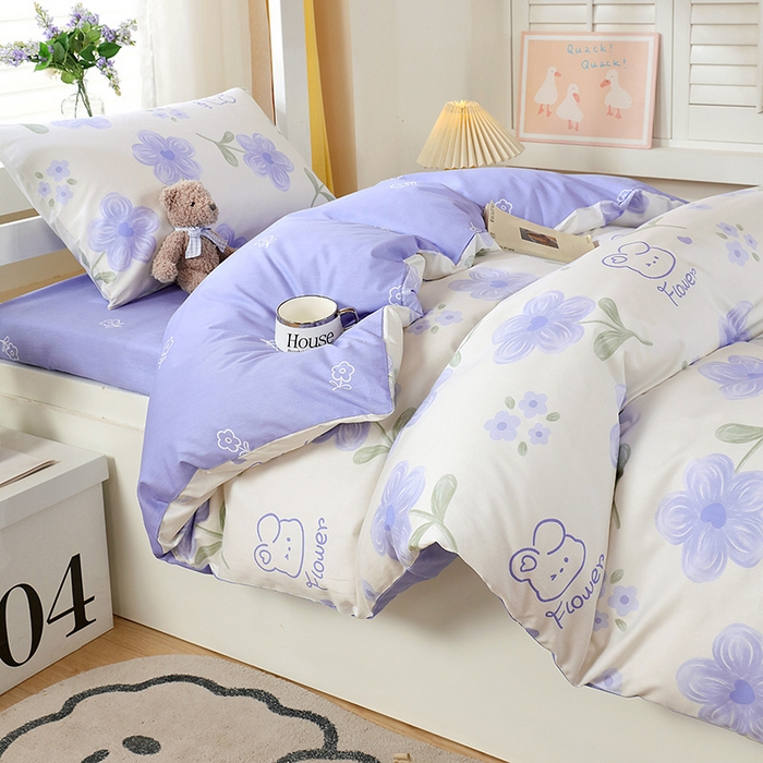 91家纺网 家纺一手货源 找家纺 悦织湾家纺 2025新款13372全棉纯棉印花学生三件套正宗高密度活性环保印染上下铺三件套 花间小熊-蓝