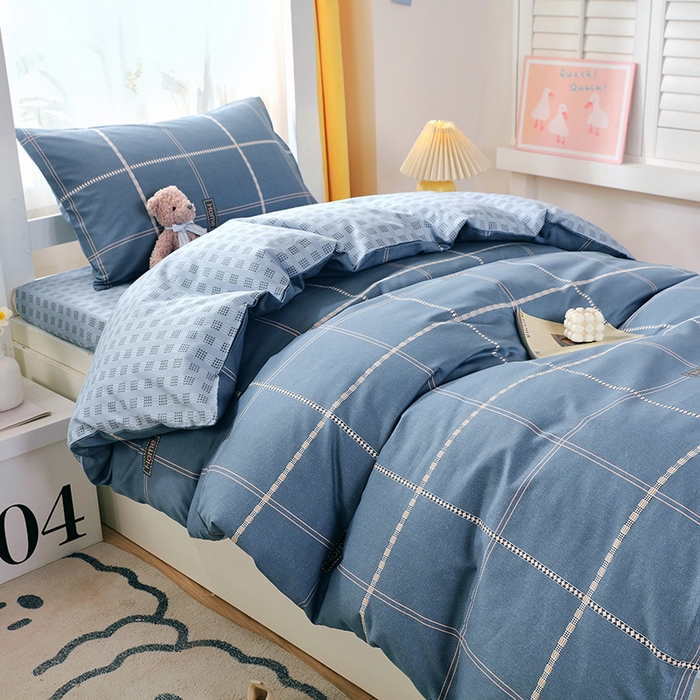 91家纺网 家纺一手货源 找家纺 悦织湾家纺 2025新款13372全棉纯棉印花学生三件套正宗高密度活性环保印染上下铺三件套 卡特-蓝