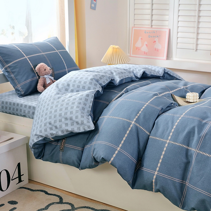 91家纺网 家纺一手货源 找家纺 悦织湾家纺 2025新款13372全棉纯棉印花学生三件套正宗高密度活性环保印染上下铺三件套 卡特-蓝