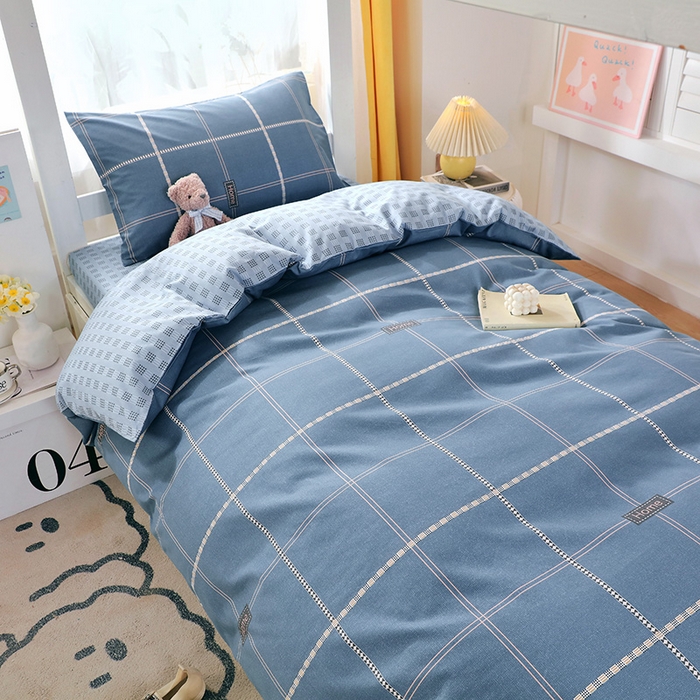 91家纺网 家纺一手货源 找家纺 悦织湾家纺 2025新款13372全棉纯棉印花学生三件套正宗高密度活性环保印染上下铺三件套 卡特-蓝