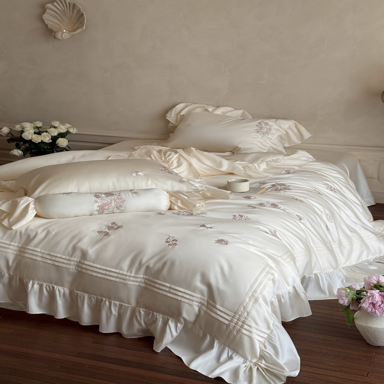 91家纺网 家纺一手货源 找家纺 MIU缪家居 2025新款亲肤舒适100支全棉纯棉四件套-花溪 花溪-白色