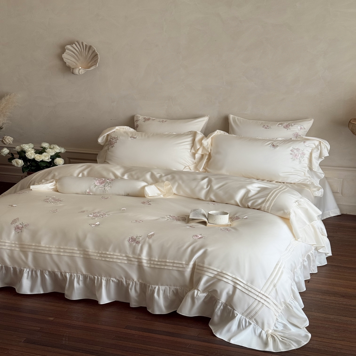 91家纺网 家纺一手货源 找家纺 MIU缪家居 2025新款亲肤舒适100支全棉纯棉四件套-花溪 花溪-白色