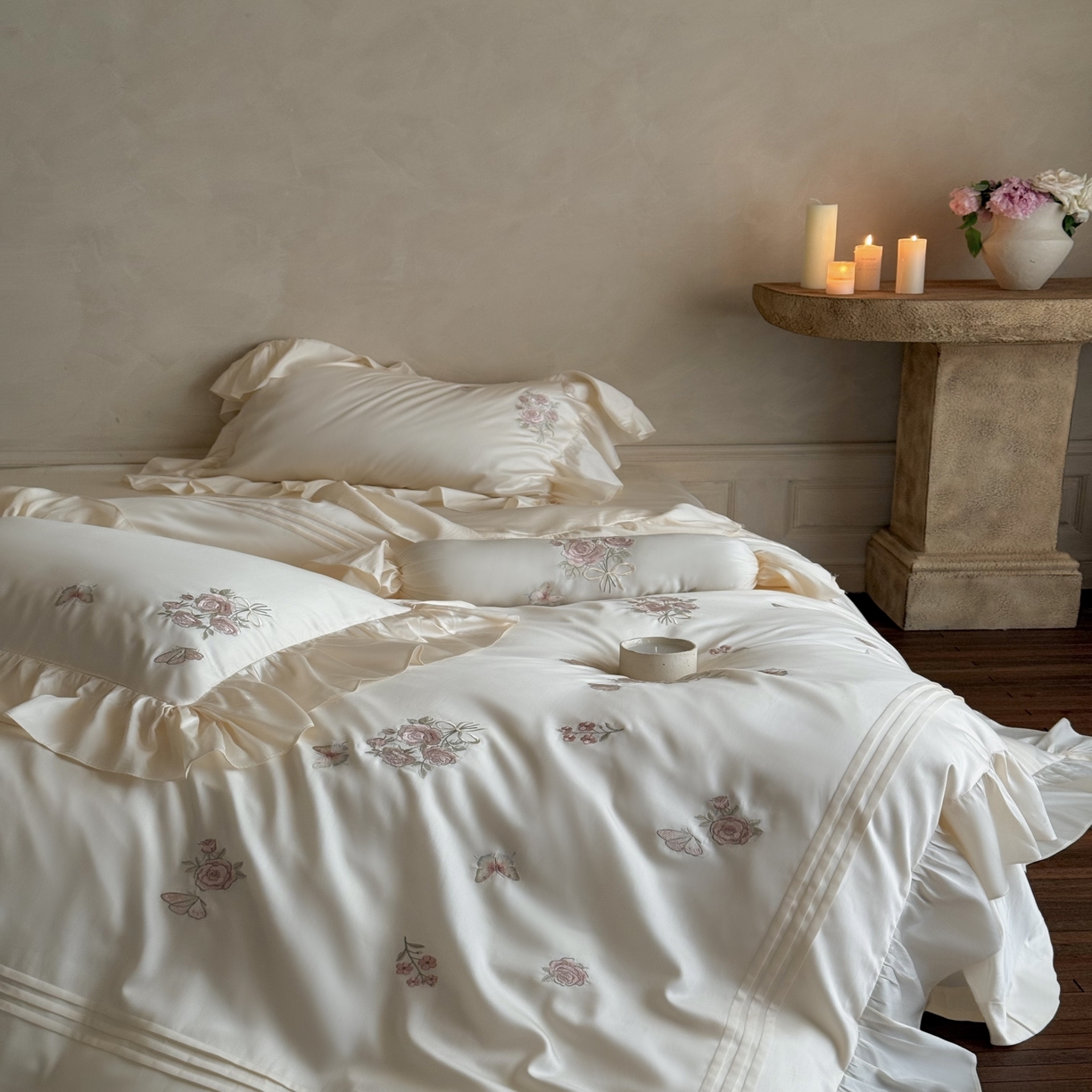 91家纺网 家纺一手货源 找家纺 MIU缪家居 2025新款亲肤舒适100支全棉纯棉四件套-花溪 花溪-白色