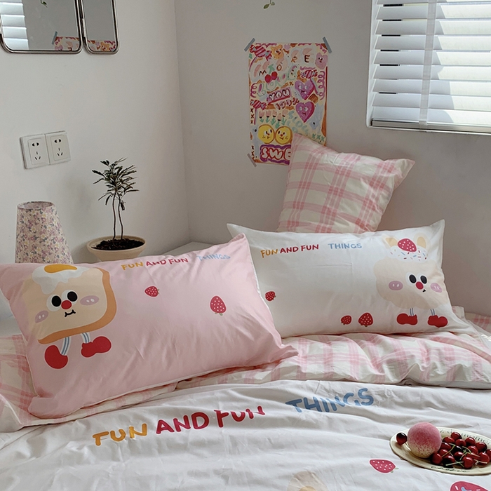 91家纺网 家纺一手货源 找家纺 柚可家居 2024定版数码印花卡通40全棉四件套 草莓芝士