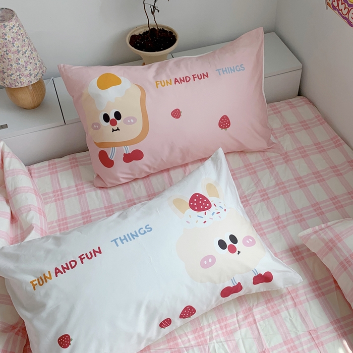 91家纺网 家纺一手货源 找家纺 柚可家居 2024定版数码印花卡通40全棉四件套 草莓芝士