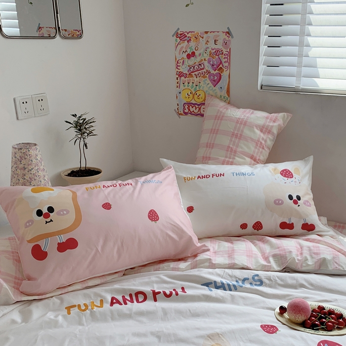 91家纺网 家纺一手货源 找家纺 柚可家居 2024定版数码印花卡通40全棉四件套 草莓芝士