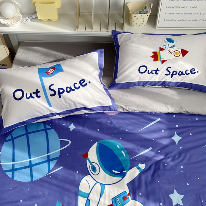 91家纺网 家纺一手货源 找家纺 柚可家居 2024定版数码印花卡通40全棉四件套 宇航员蓝