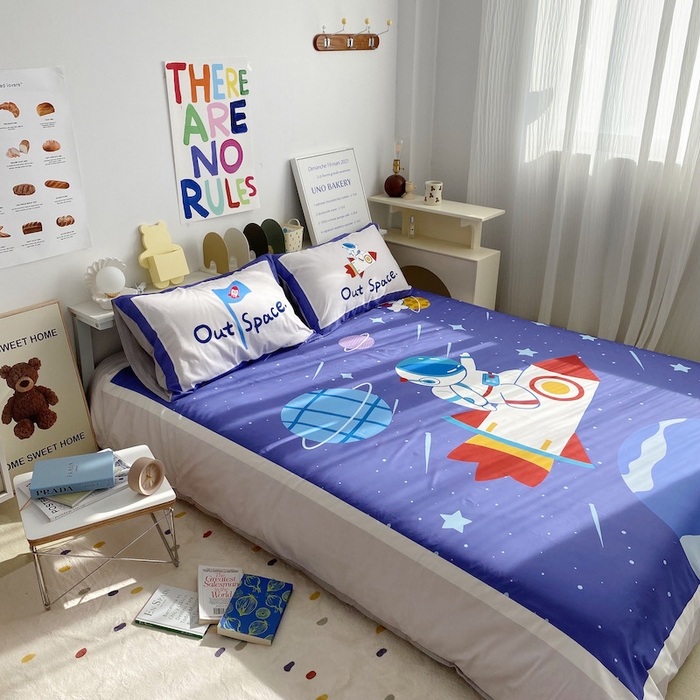 91家纺网 家纺一手货源 找家纺 柚可家居 2024定版数码印花卡通40全棉四件套 宇航员蓝