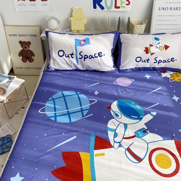 91家纺网 家纺一手货源 找家纺 柚可家居 2024定版数码印花卡通40全棉四件套 宇航员蓝