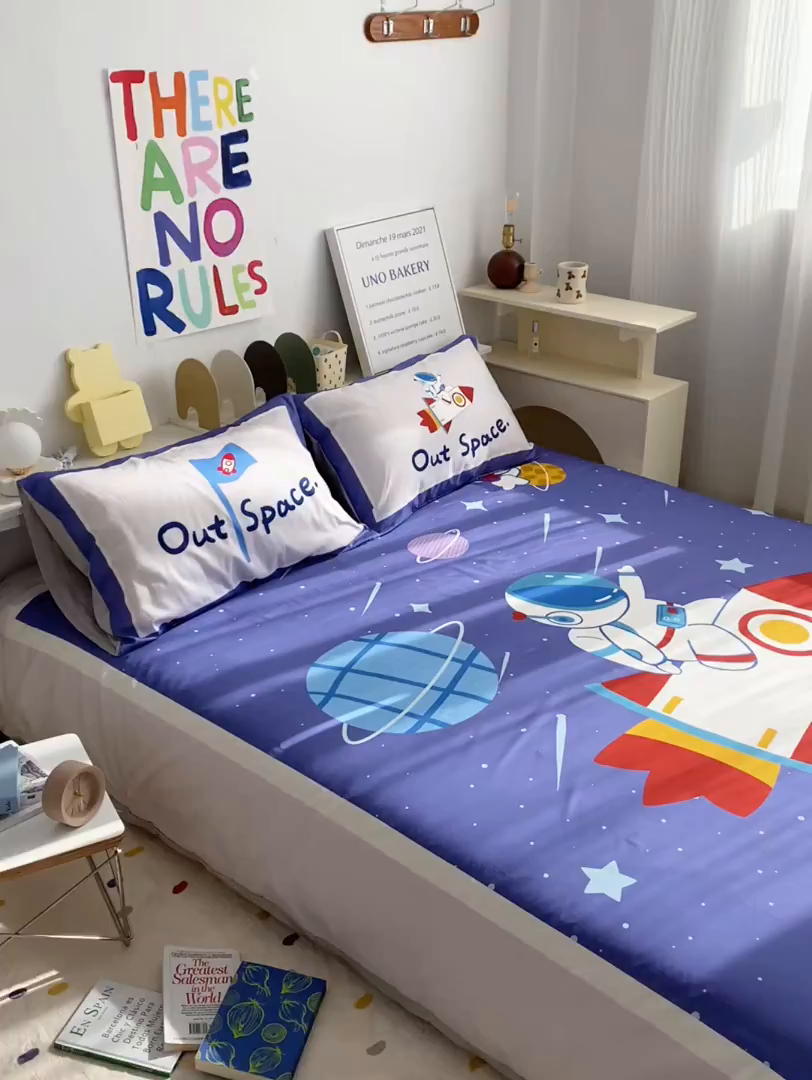 91家纺网 家纺一手货源 找家纺 柚可家居 2024定版数码印花卡通40全棉四件套 宇航员蓝