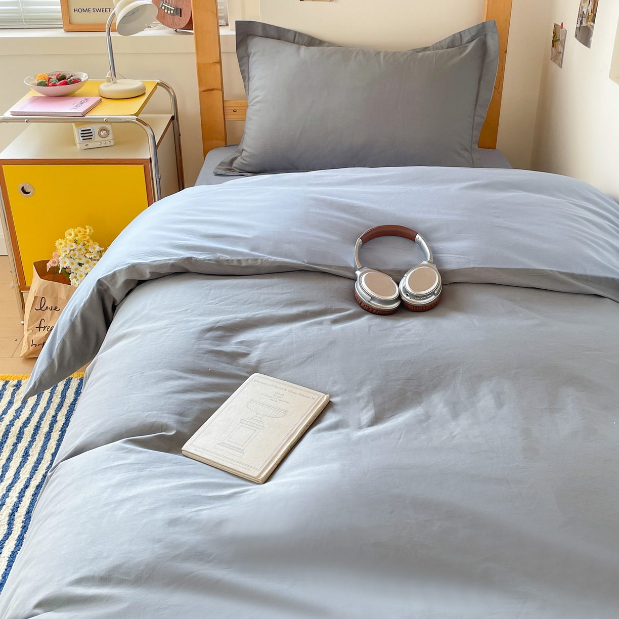 91家纺网 家纺一手货源 找家纺 恩泽家纺 2025新款全棉双拼学生宿舍三件套 深灰+月白兰