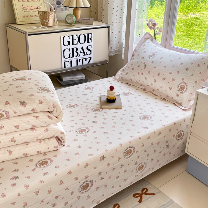 91家纺网 家纺一手货源 找家纺 莱通家纺 2025新款12868学生宿舍三件套 云朵相馆