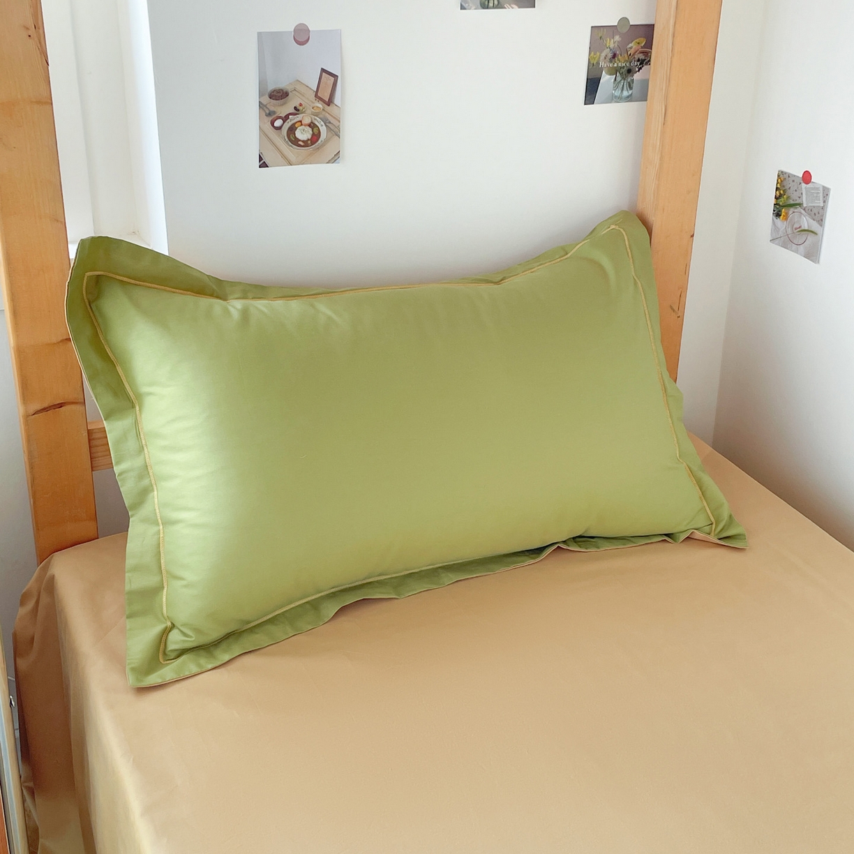 91家纺网 家纺一手货源 找家纺 恩泽家纺 2025新款全棉双拼学生宿舍三件套 果绿+卡其