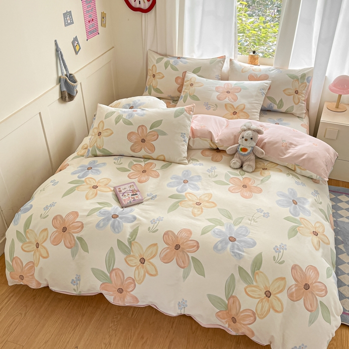 91家纺网 家纺一手货源 找家纺 首尔家纺 2025新款学生季全棉跑量款四件套系列卡通小清新AB版学生三件套 春日小花-兰