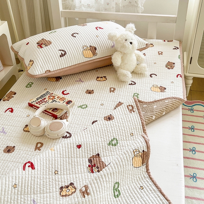 91家纺网 家纺一手货源 找家纺 茉夕家纺 2025新款双面纯棉学生宿舍床盖系列 新新卡皮