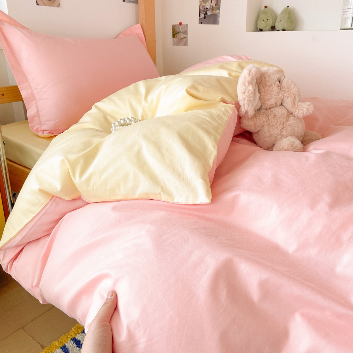 91家纺网 家纺一手货源 找家纺 恩泽家纺 2025新款全棉双拼学生宿舍三件套 玉色+鹅黄