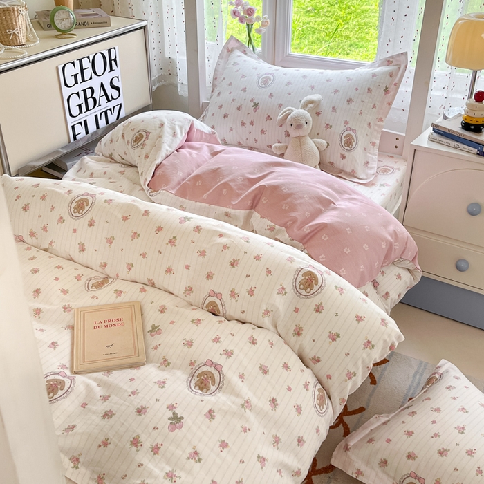 91家纺网 家纺一手货源 找家纺 莱通家纺 2025新款12868学生宿舍三件套 云朵相馆