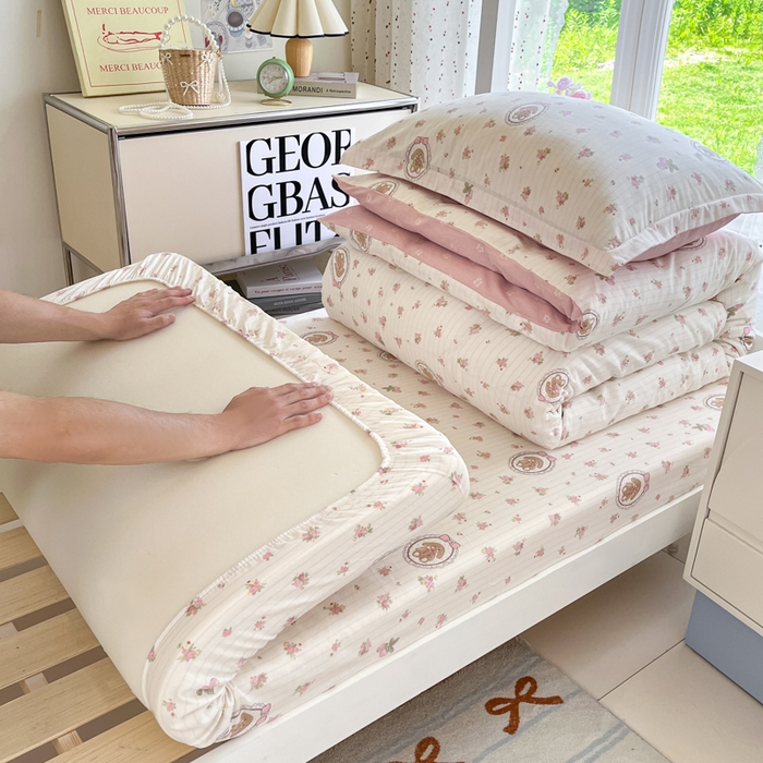 91家纺网 家纺一手货源 找家纺 莱通家纺 2025新款12868学生宿舍三件套 云朵相馆