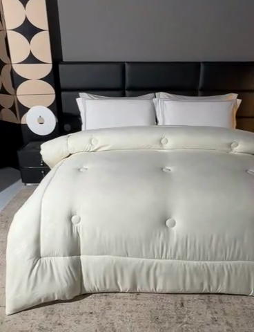 91家纺网 家纺一手货源 找家纺 凌云家纺 2025新款亲肤棉提花大豆被春秋被加厚冬被学生被子被芯夏被  米黄