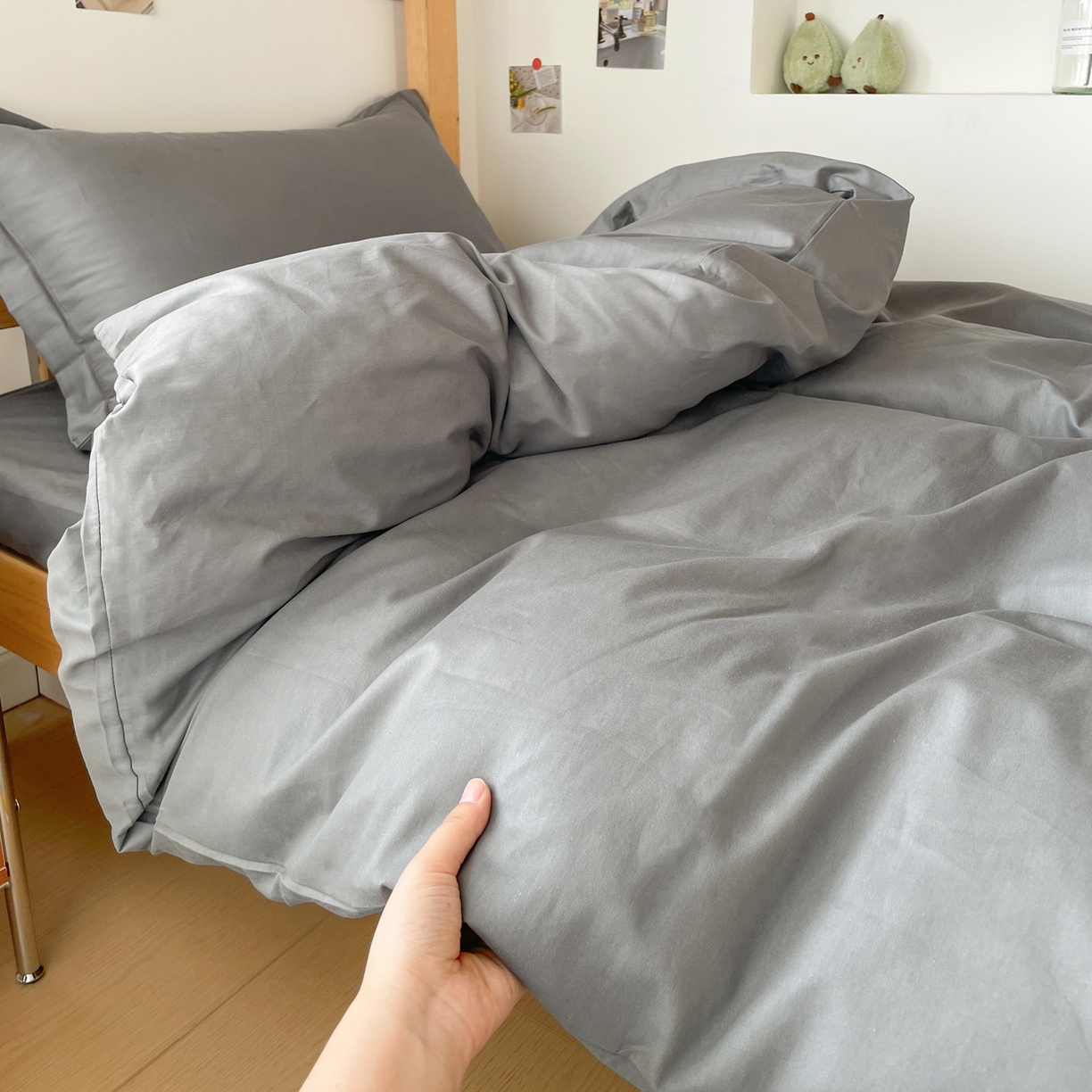 91家纺网 家纺一手货源 找家纺 恩泽家纺 2025新款全棉双拼学生宿舍三件套 深灰色