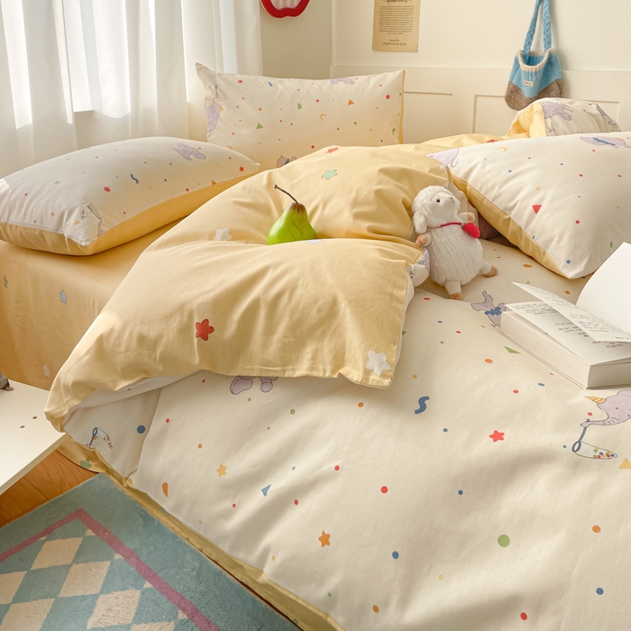 91家纺网 家纺一手货源 找家纺 首尔家纺 2025新款学生季全棉跑量款四件套系列卡通小清新AB版学生三件套 彩点小象