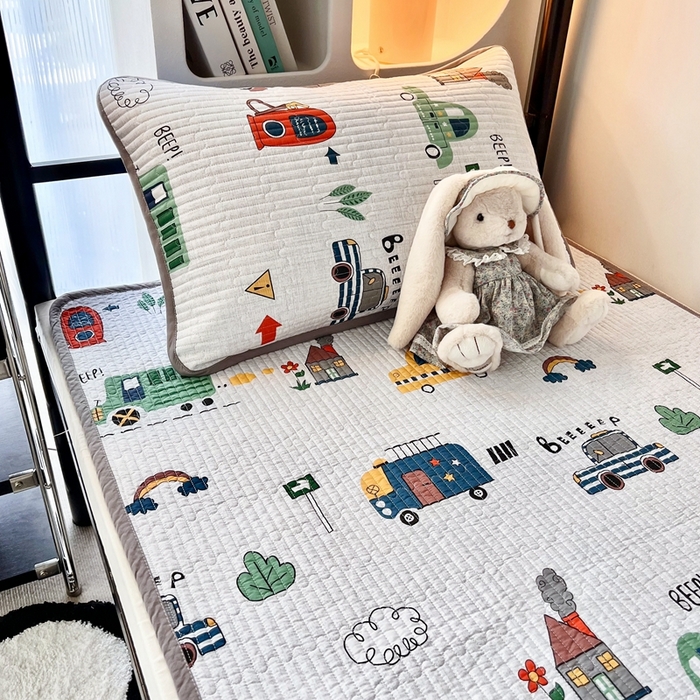 91家纺网 家纺一手货源 找家纺 茉夕家纺 2025新款双面纯棉学生宿舍床盖系列 小汽车