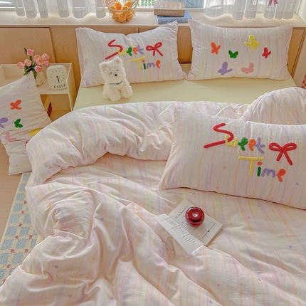 91家纺网 家纺一手货源 找家纺 （总）静家居-简约原创家纺 2025新款A类全棉双层纱sweet毛巾绣四件套