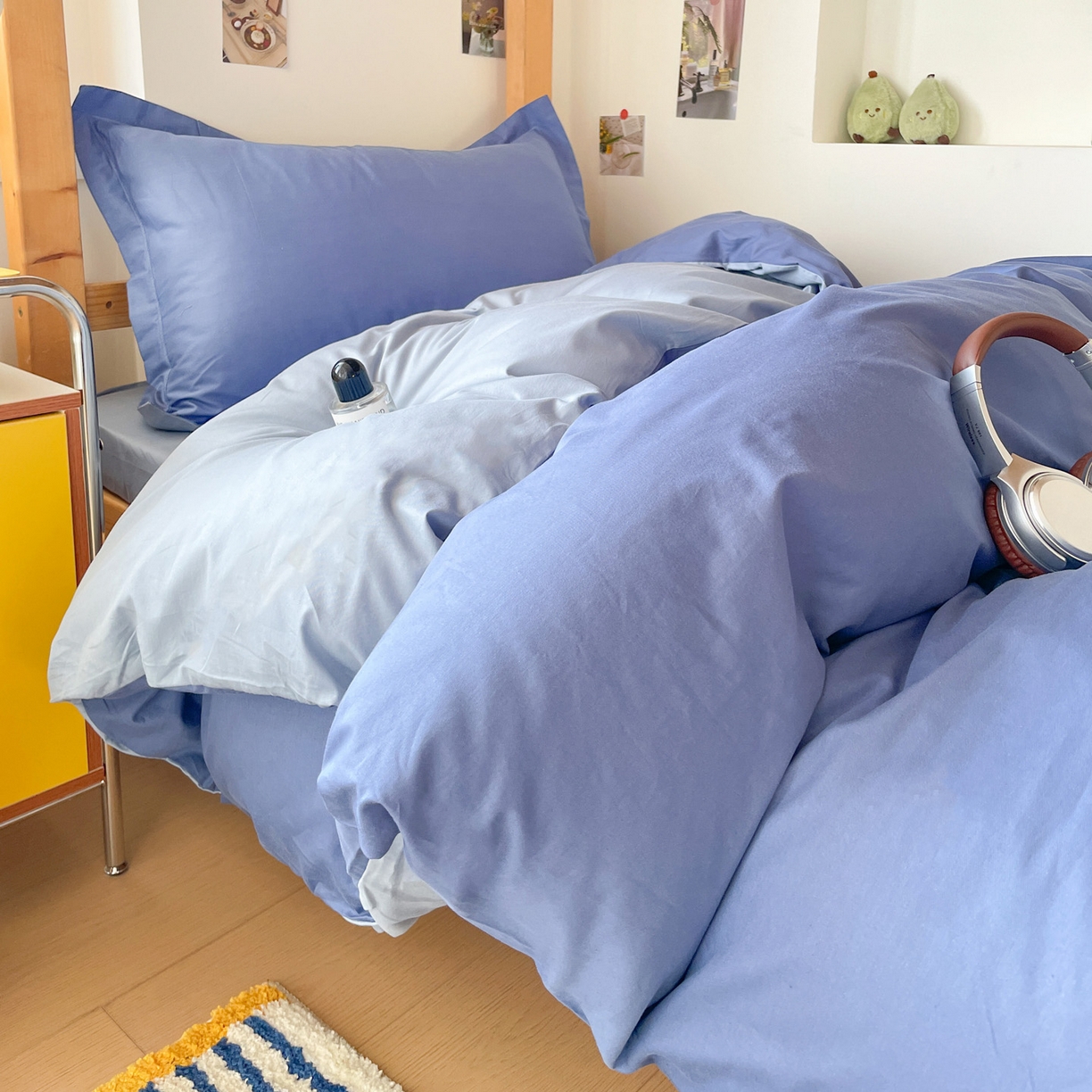 91家纺网 家纺一手货源 找家纺 恩泽家纺 2025新款全棉双拼学生宿舍三件套 藏青+月白兰