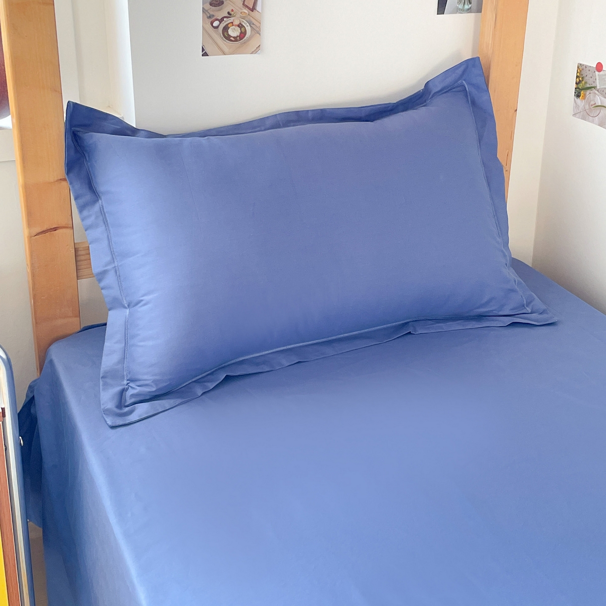 91家纺网 家纺一手货源 找家纺 恩泽家纺 2025新款全棉双拼学生宿舍三件套 藏青色