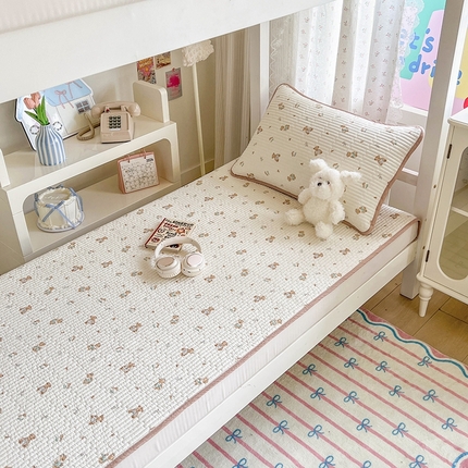 茉夕家纺 2025新款双面纯棉学生宿舍床盖系列 松果熊