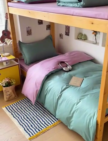 91家纺网 家纺一手货源 找家纺 恩泽家纺 2025新款全棉双拼学生宿舍三件套 灰绿+香芋紫