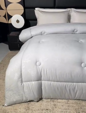 91家纺网 家纺一手货源 找家纺 凌云家纺 2025新款亲肤棉提花大豆被春秋被加厚冬被学生被子被芯夏被  太空灰