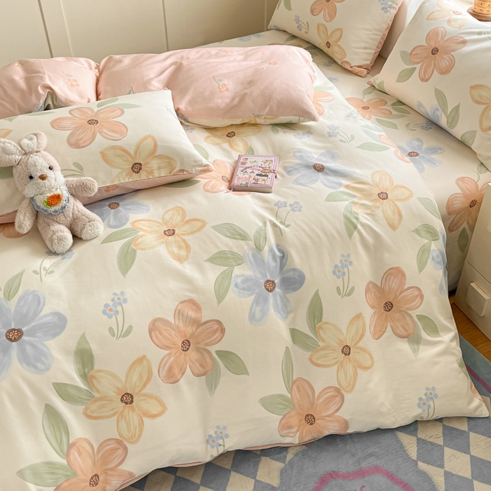 91家纺网 家纺一手货源 找家纺 首尔家纺 2025新款学生季全棉跑量款四件套系列卡通小清新AB版学生三件套 春日小花-兰