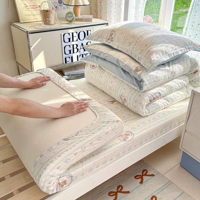 91家纺网 家纺一手货源 找家纺 莱通家纺 2025新款12868学生宿舍三件套 月光摇蓝草